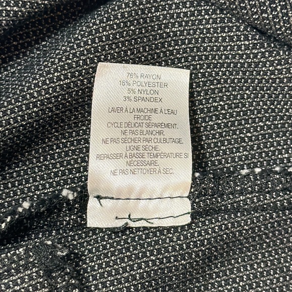 Crosby Pull on Ankle/Cropped Black & White Tweed Pants Size 4 Faux Back Pockets - Picture 7 of 10